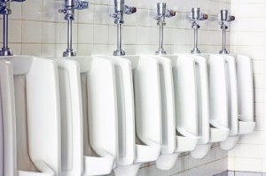 Cattivi odori dagli scarichi del bagno? Eliminali così 